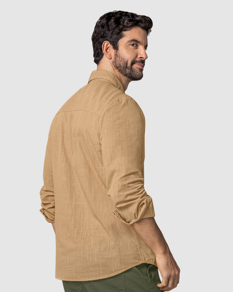 Camisa con botones y bolsillo en frente#color_084-arena