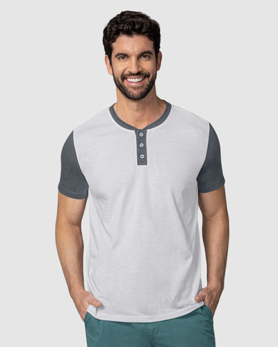 Camiseta henley con cuello y mangas en contraste#color_000-blanco