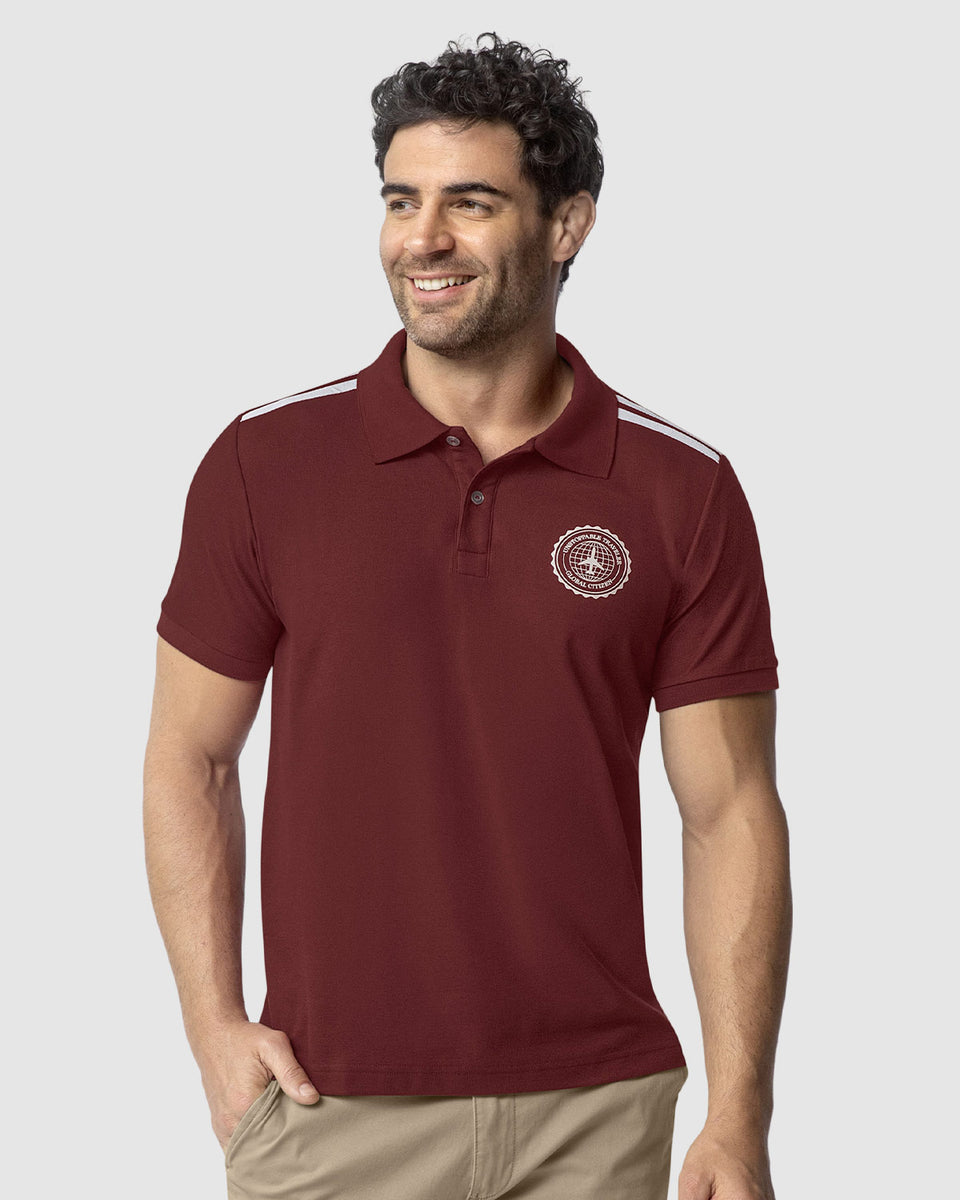 Camiseta tipo polo con estampado en relieve