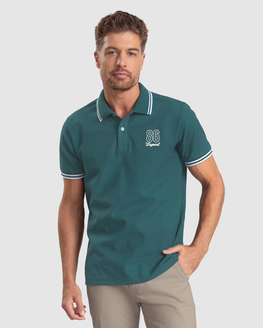Camiseta tipo polo con detalle en contraste en el cuello#color_c43-verde-jade