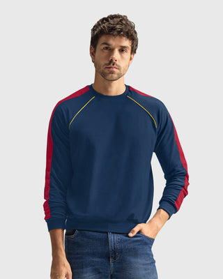 Camiseta manga larga cuello redondo con detalles en contraste#color_024-azul-oscuro