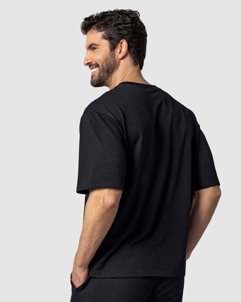 Camiseta básica manga corta de silueta amplia en burda#color_700-negro