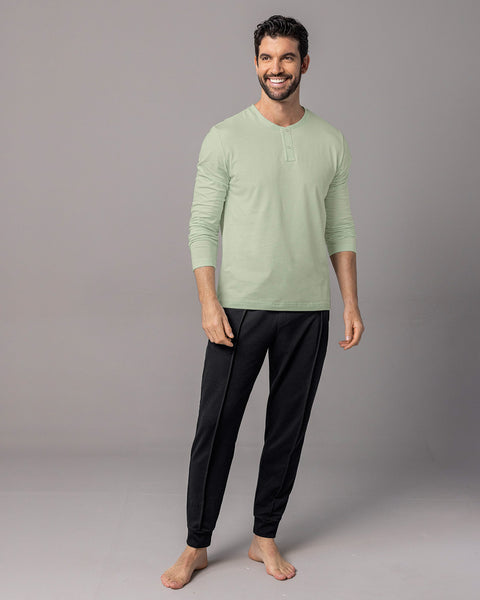 Jogger con cortes decorativos en frente#color_700-negro