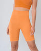 Short ciclista sin costuras control fuerte en abdomen medio y moderado en muslos#color_203-naranja