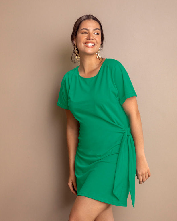 Vestido corto con anudado en lateral#color_601-verde