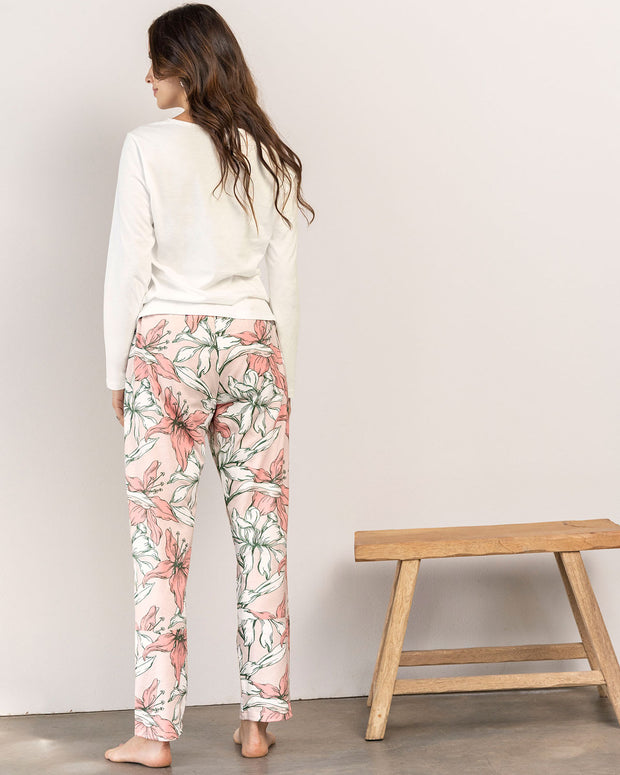 Pijama camiseta larga y pantalón largo silueta semiajustada#color_492-flores