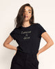 Camiseta en algodón manga corta con estampado localizado cuello redondo#color_079-negro