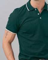 Camiseta tipo polo con tejido en cuello y mangas#color_171-verde