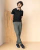 Camiseta tipo polo con cuello y mangas tejidos con botones funcionales#color_700-negro